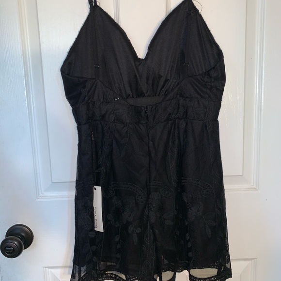 Black romper - Picture 4 of 4